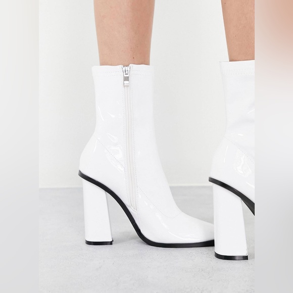 RAID Saylor block heel sock boot in white patent - Picture 3 of 9